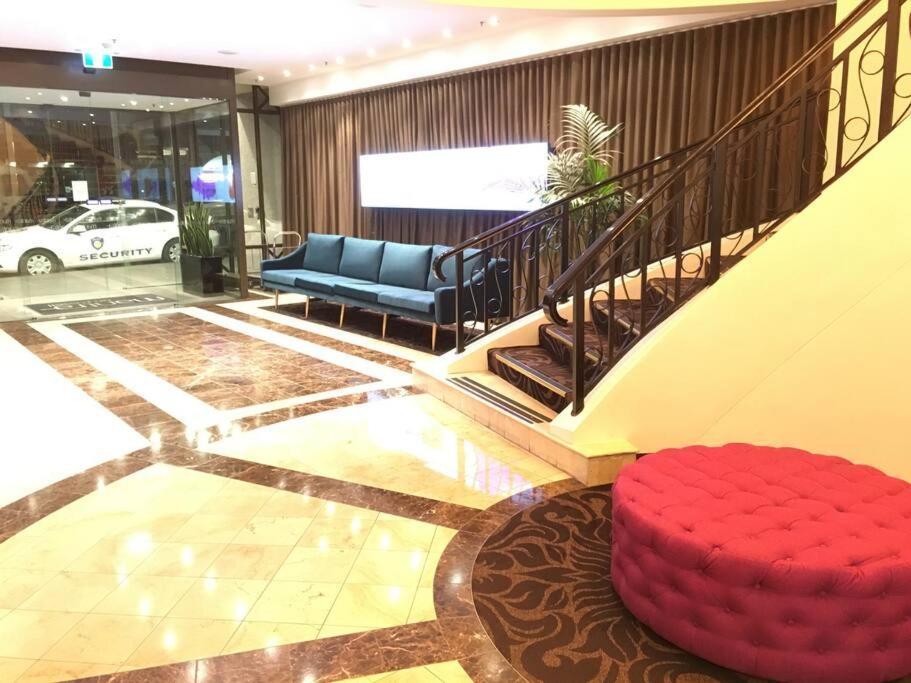 Heartcbd Lux Top Floor 2 Bedroom /Pool/Spa/Gym, Melbourne